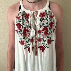 rose white tank top